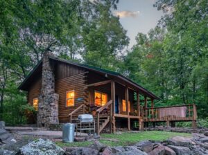 Steep Mountain Cabin Retreat, 3 Bed Scenic Views Fireplace